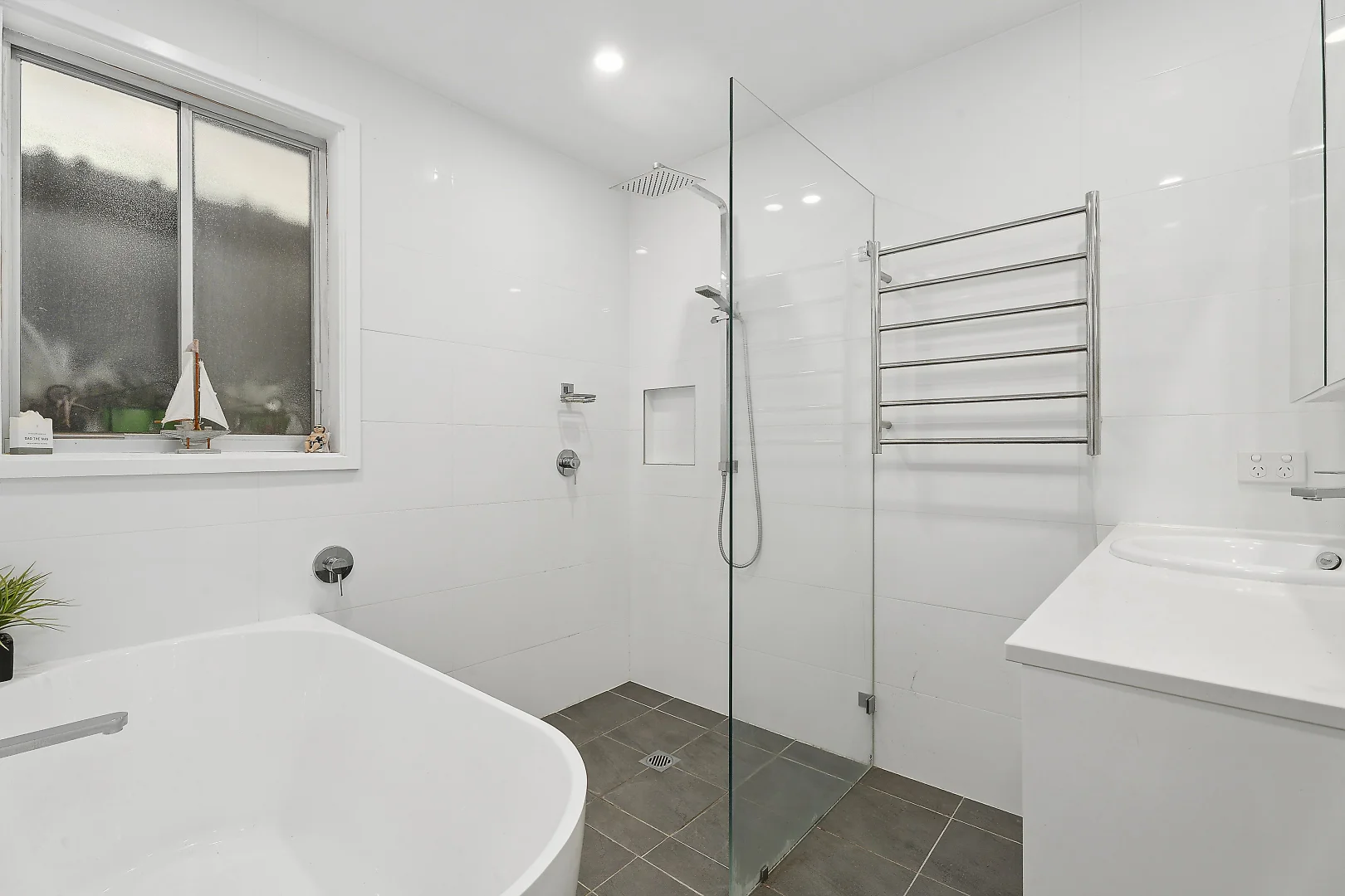 Additional image 8 of 5 Haddon Place, Picton NSW 2571