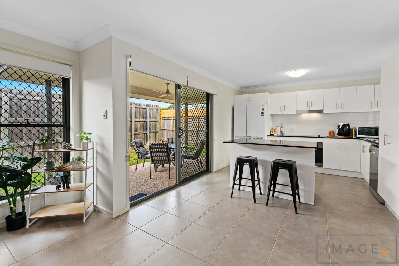 103 Reif Street, Flinders View QLD 4305 photo 5
