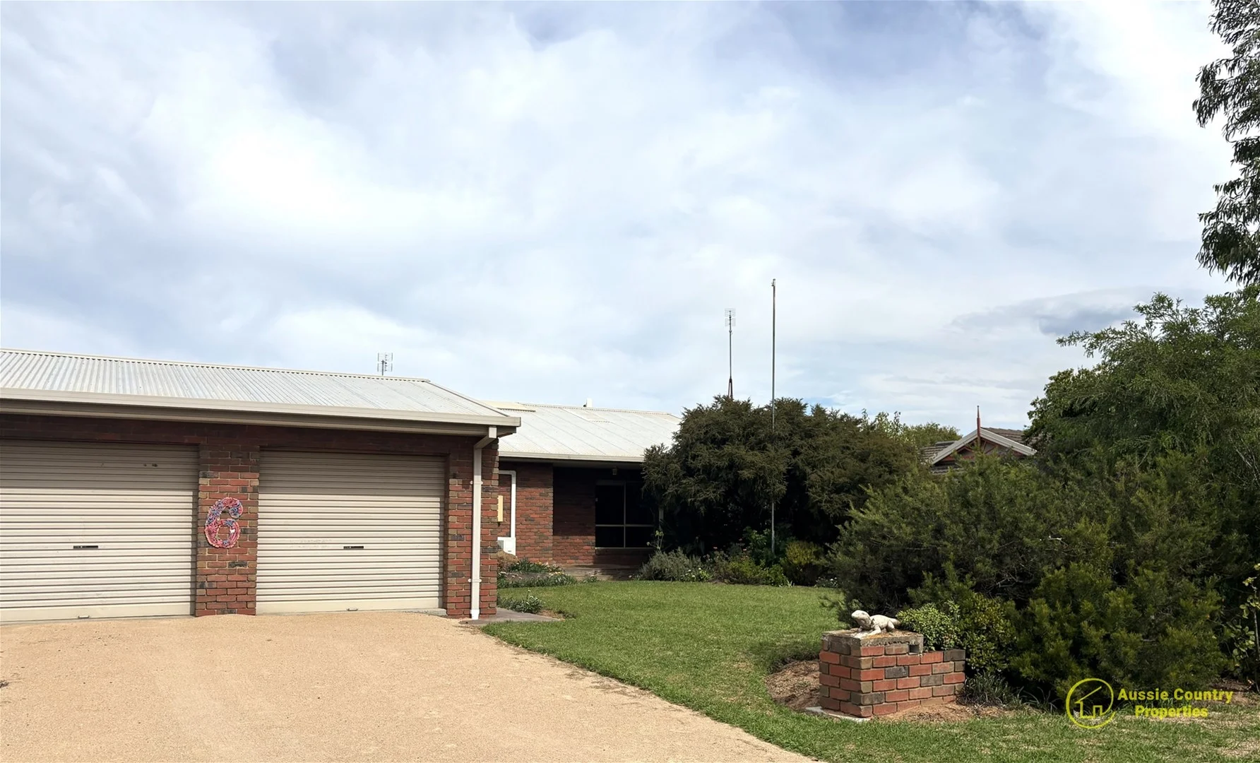 6 Alexander Avenue, Berrigan NSW 2712