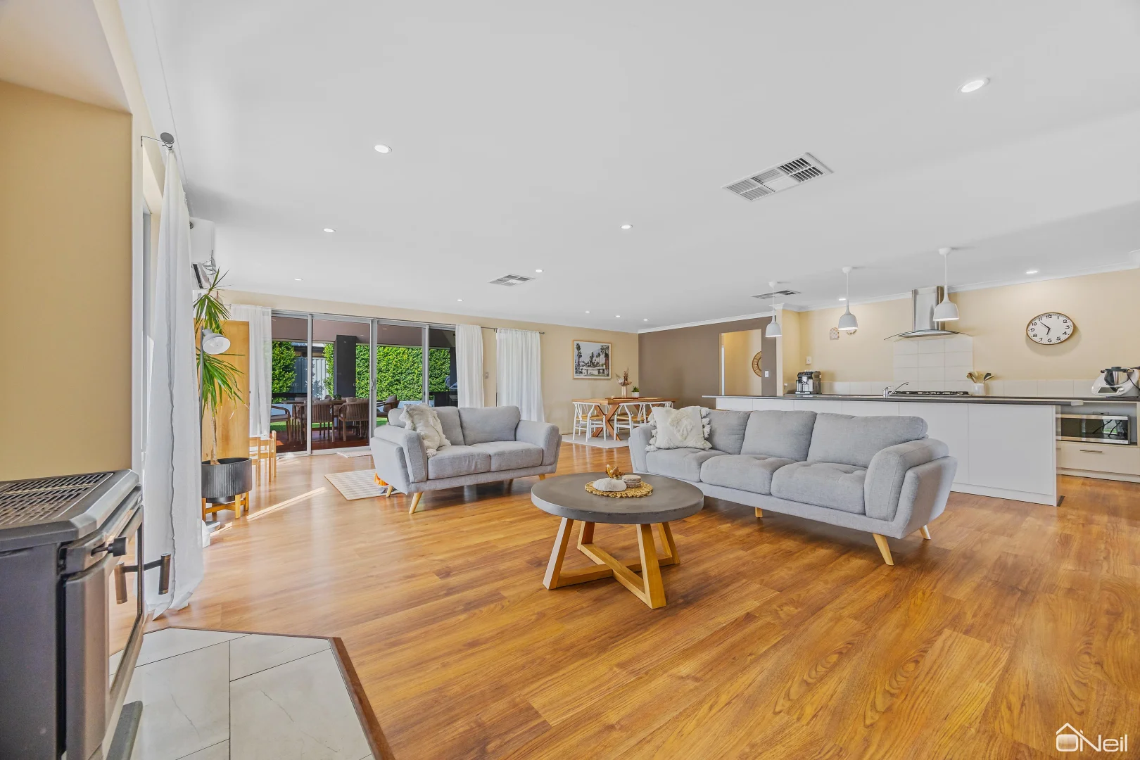 5 Lawrence Way, Byford WA 6122 photo 3