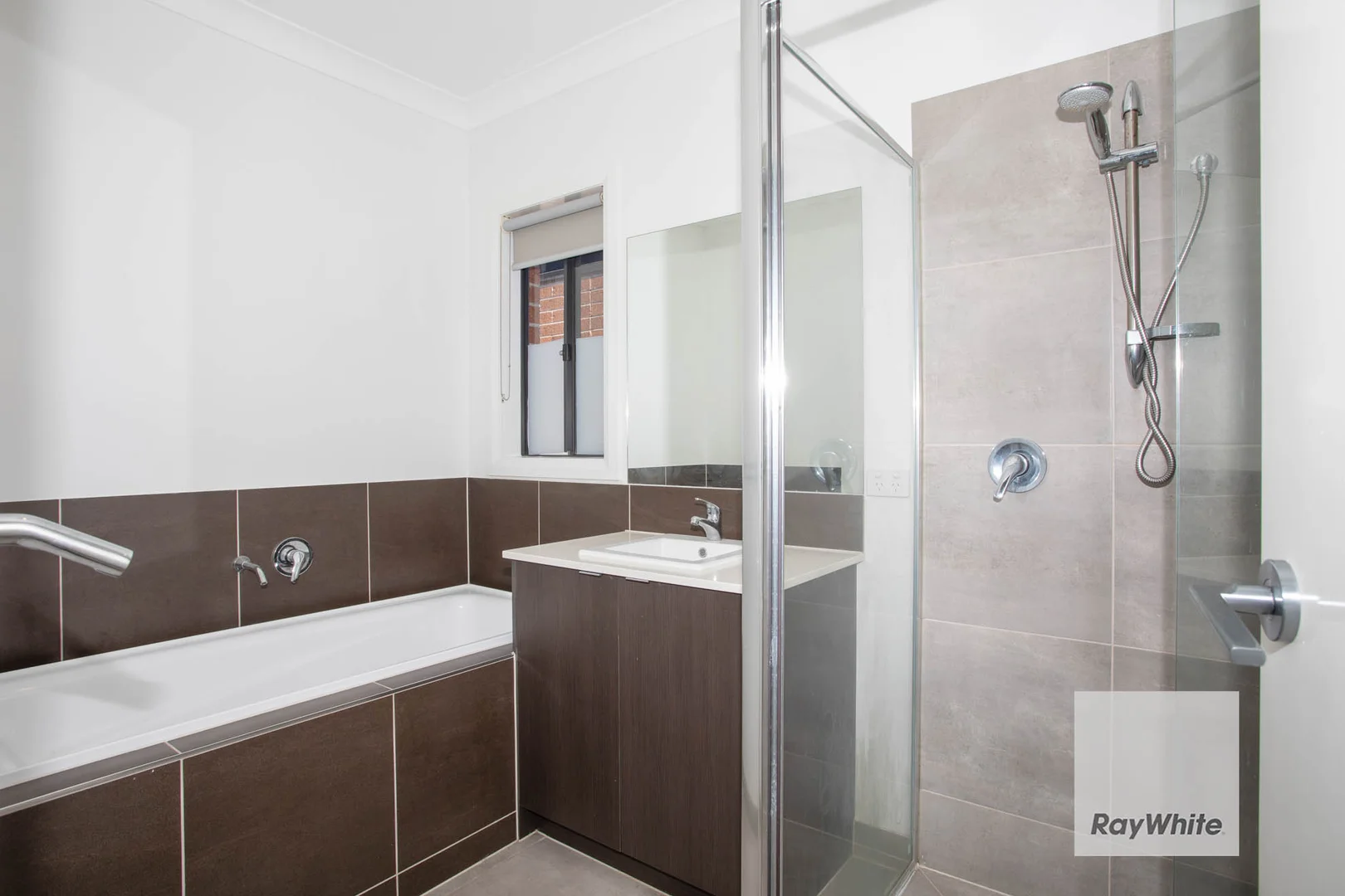 Additional image 4 of 36 Tora Crescent, Fraser Rise VIC 3336