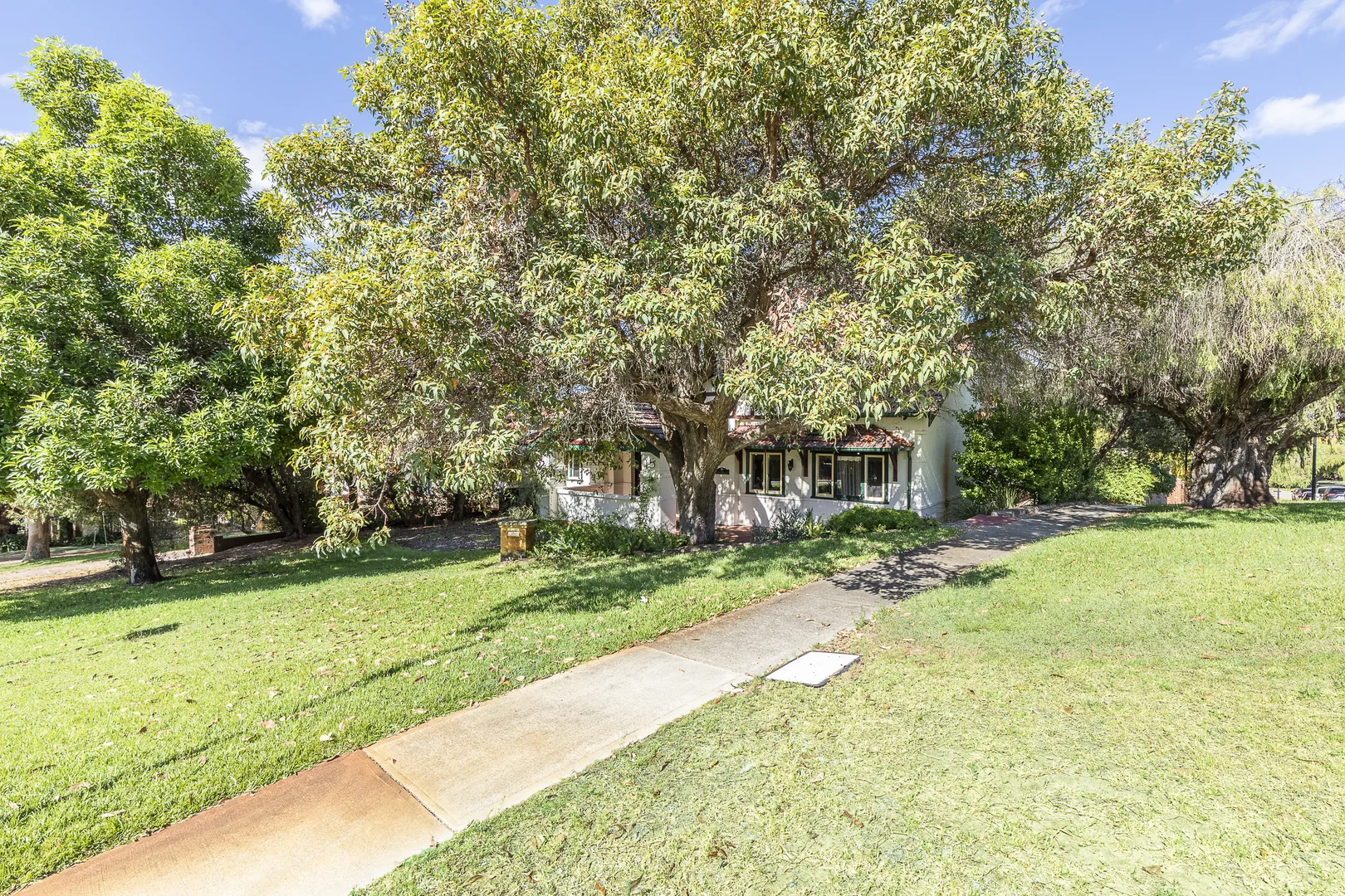 Additional image 4 of 15 Robin Street, Menora WA 6050