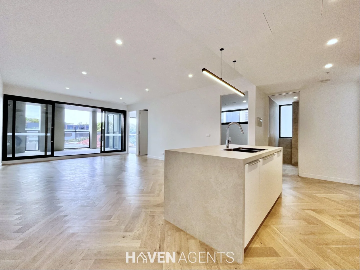 201/431 Hampton Street, Hampton VIC 3188
