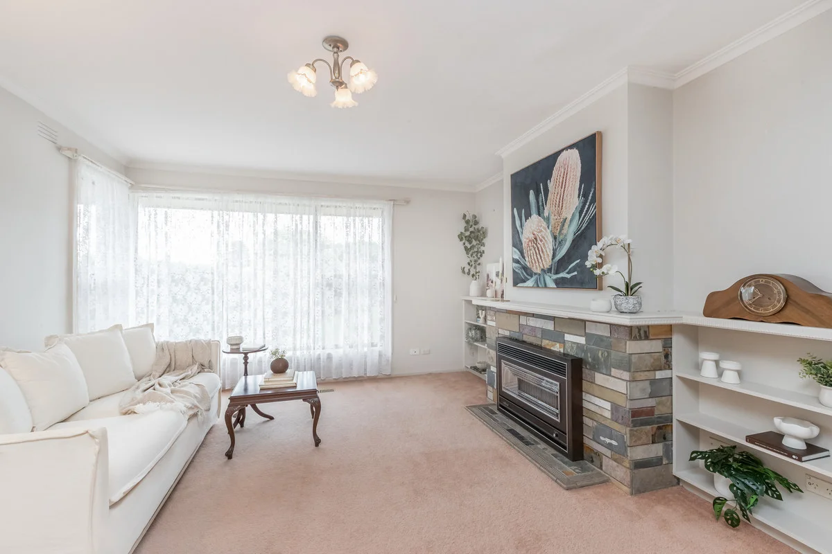 2 Hillside Avenue, Warrnambool VIC 3280 photo 3