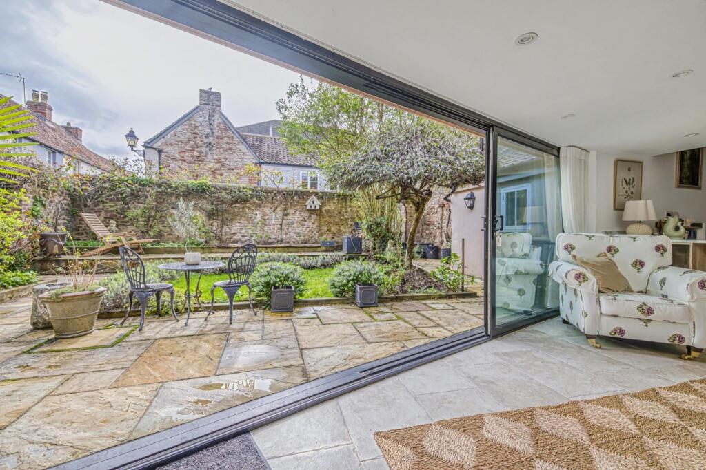 Additional image 4 of Exceptionally attractive, historic central Wells home
