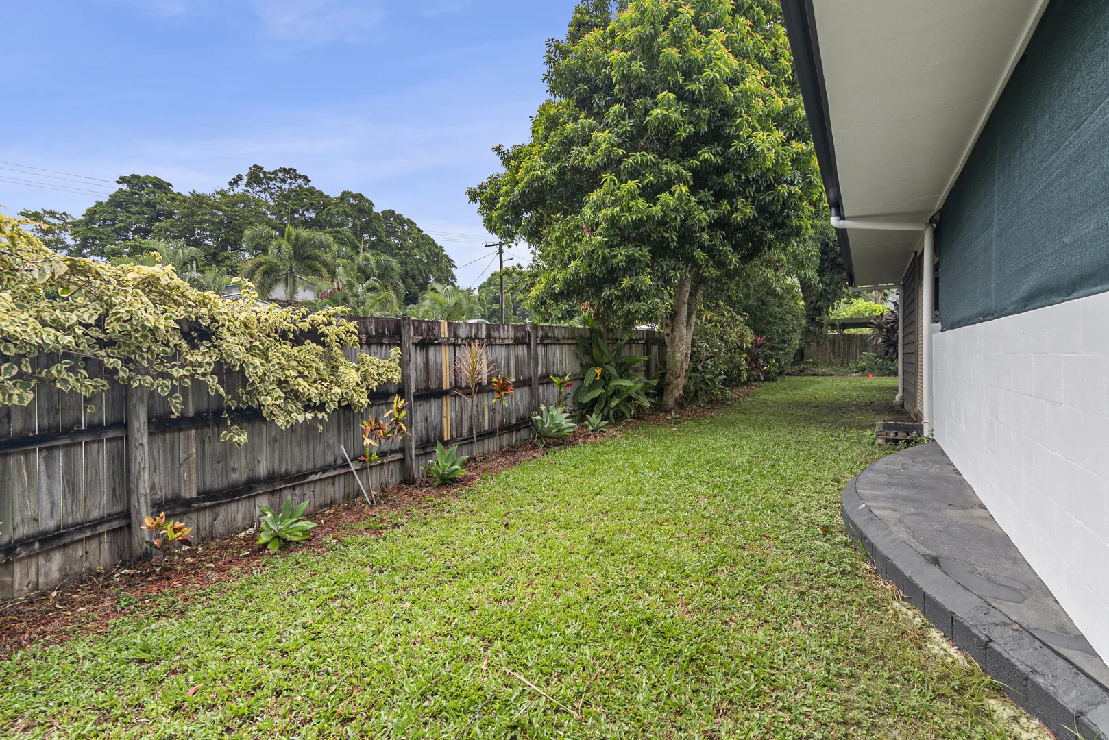 Additional image 10 of 212 Greenslopes Street, Edge Hill QLD 4870