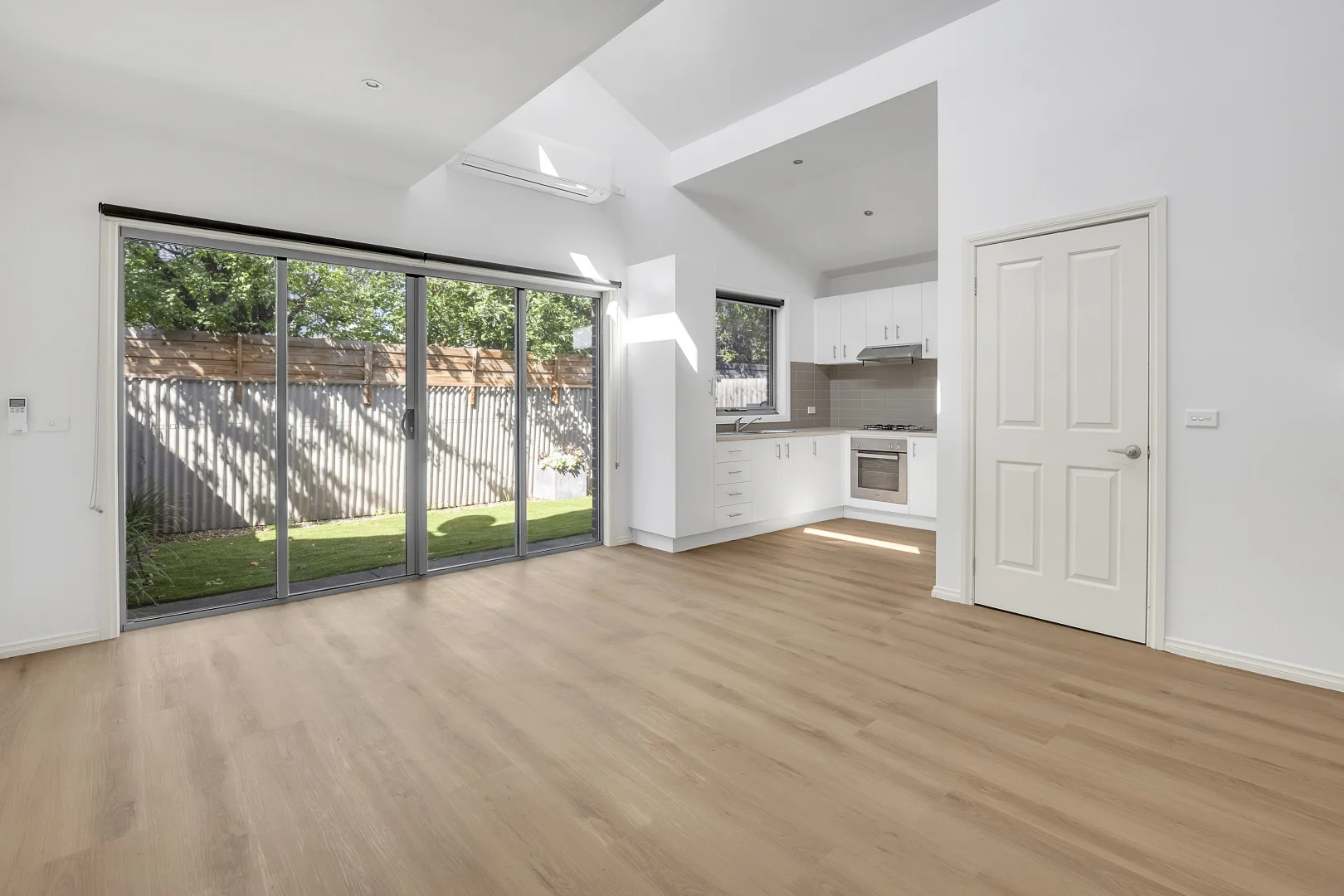 Additional image 4 of 4/75 Barton Street, Reservoir VIC 3073