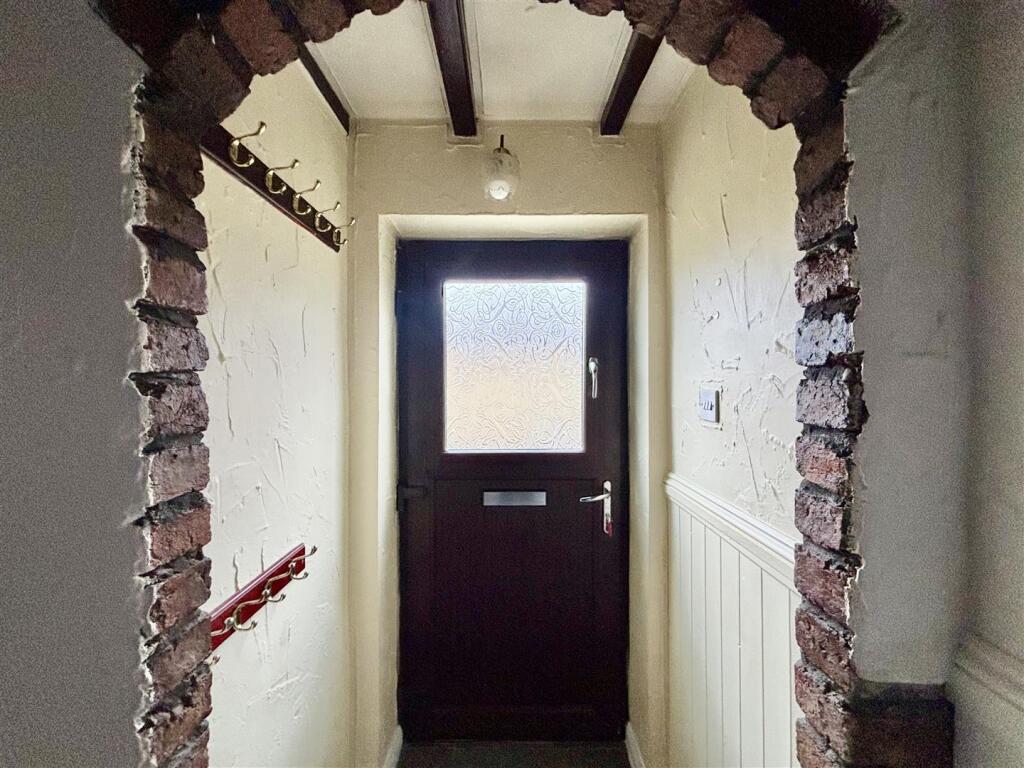 Additional image 6 of Breaks Fold, Wyke, Bradford