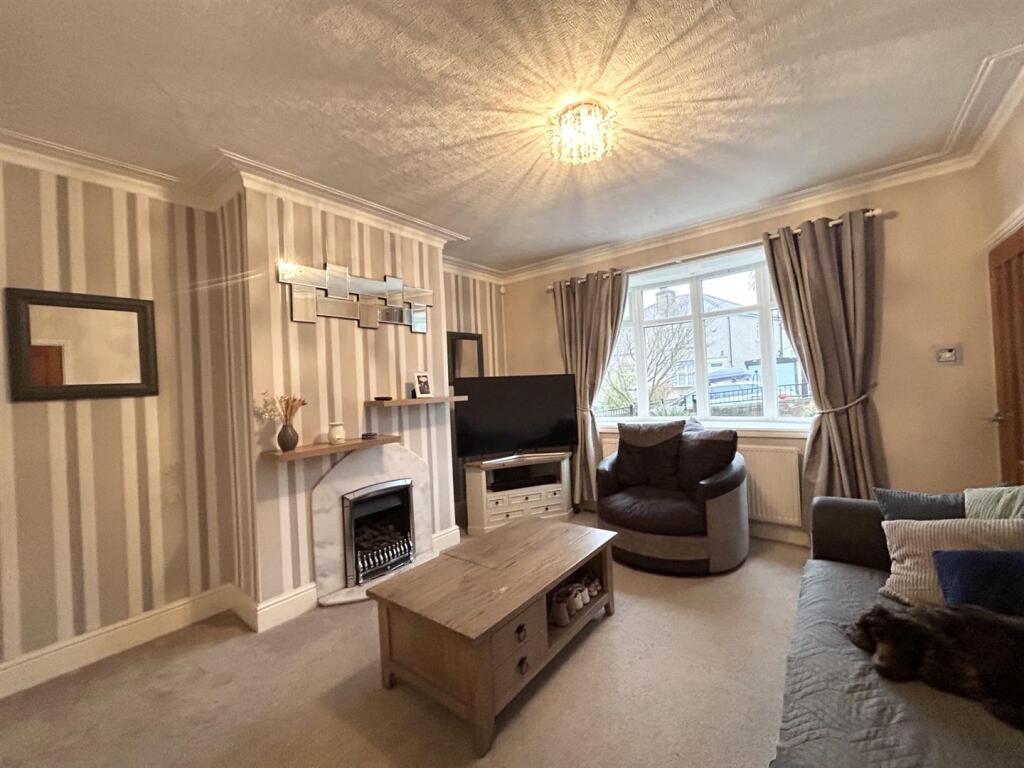 Victoria Avenue, Bradford photo 3