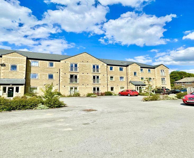 9 Almond Croft, Gomersal, Nibshaw Lane, BD19