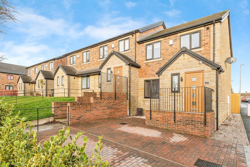 Heaton Avenue, Cleckheaton, West Yorkshire, BD19