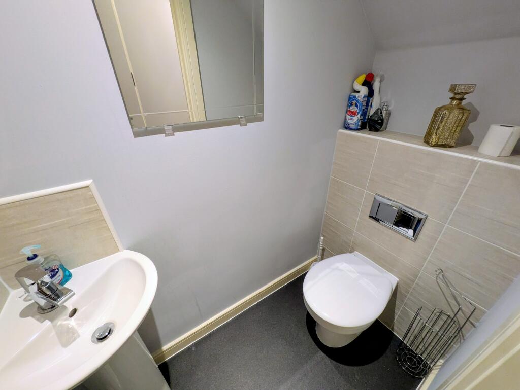 Additional image 9 of Harrowins Farm Drive, Bradford, BD13