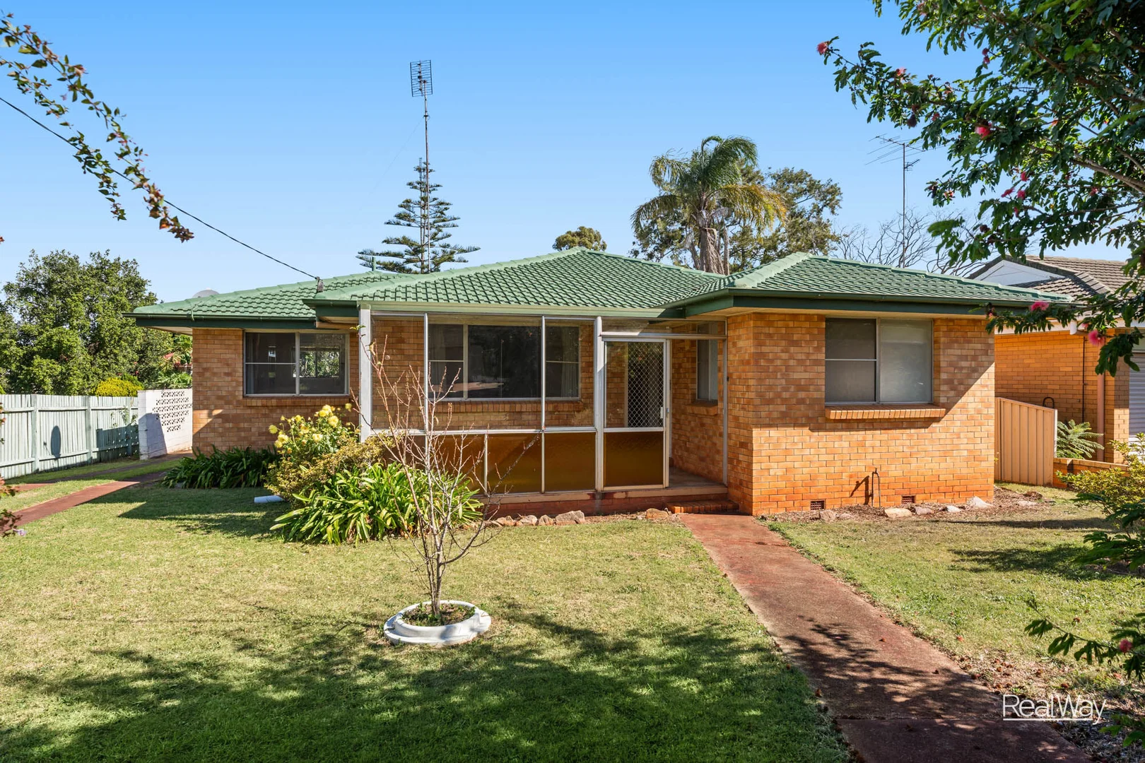 Additional image 2 of 10 Clarice Street, Harristown QLD 4350