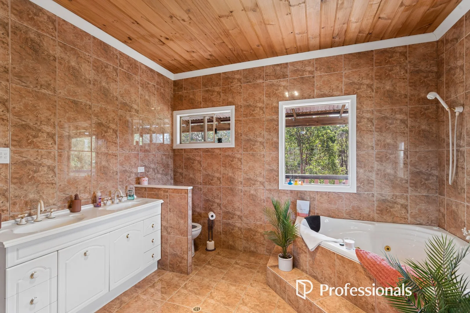 Additional image 11 of 455 Sertorio Road, Chidlow WA 6556