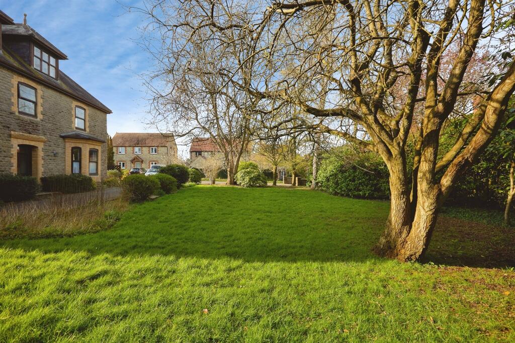 Additional image 7 of High Street, Henstridge, Templecombe
