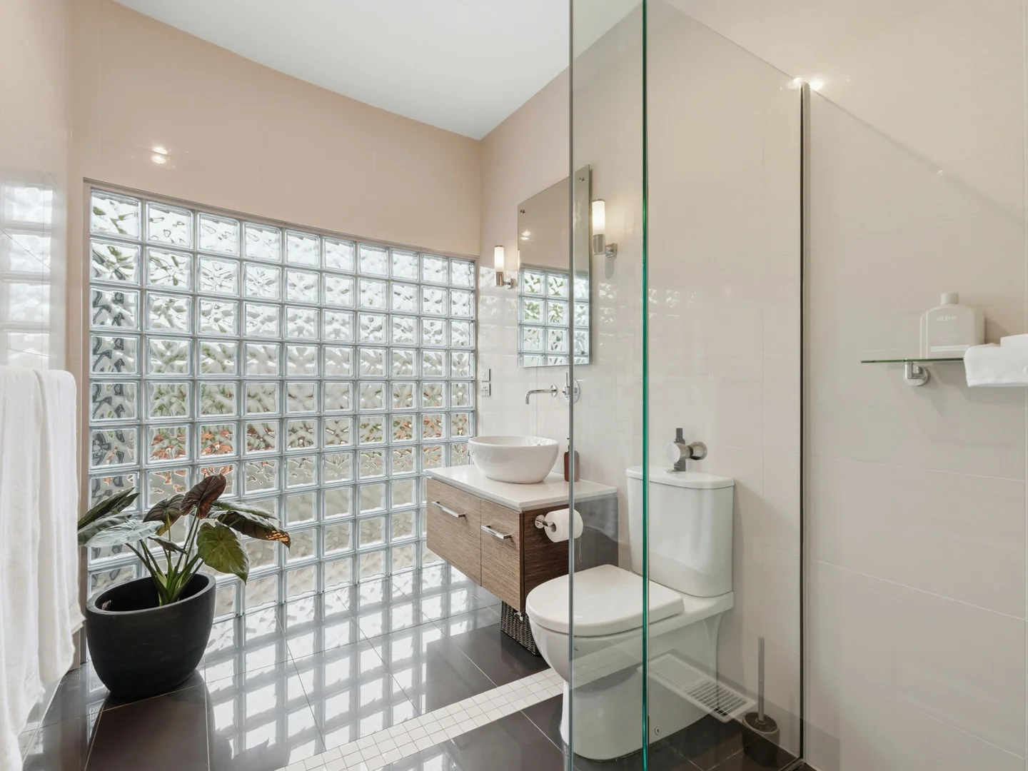 Additional image 23 of 71 Burwood Drive, Blackmans Bay TAS 7052