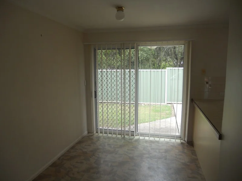 2/27 Manley Street, Caboolture QLD 4510 photo 4