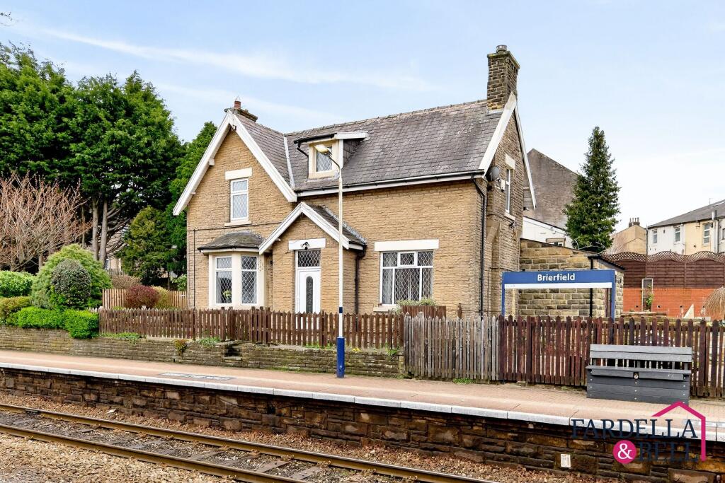 Railway Street, Brierfield, BB9
