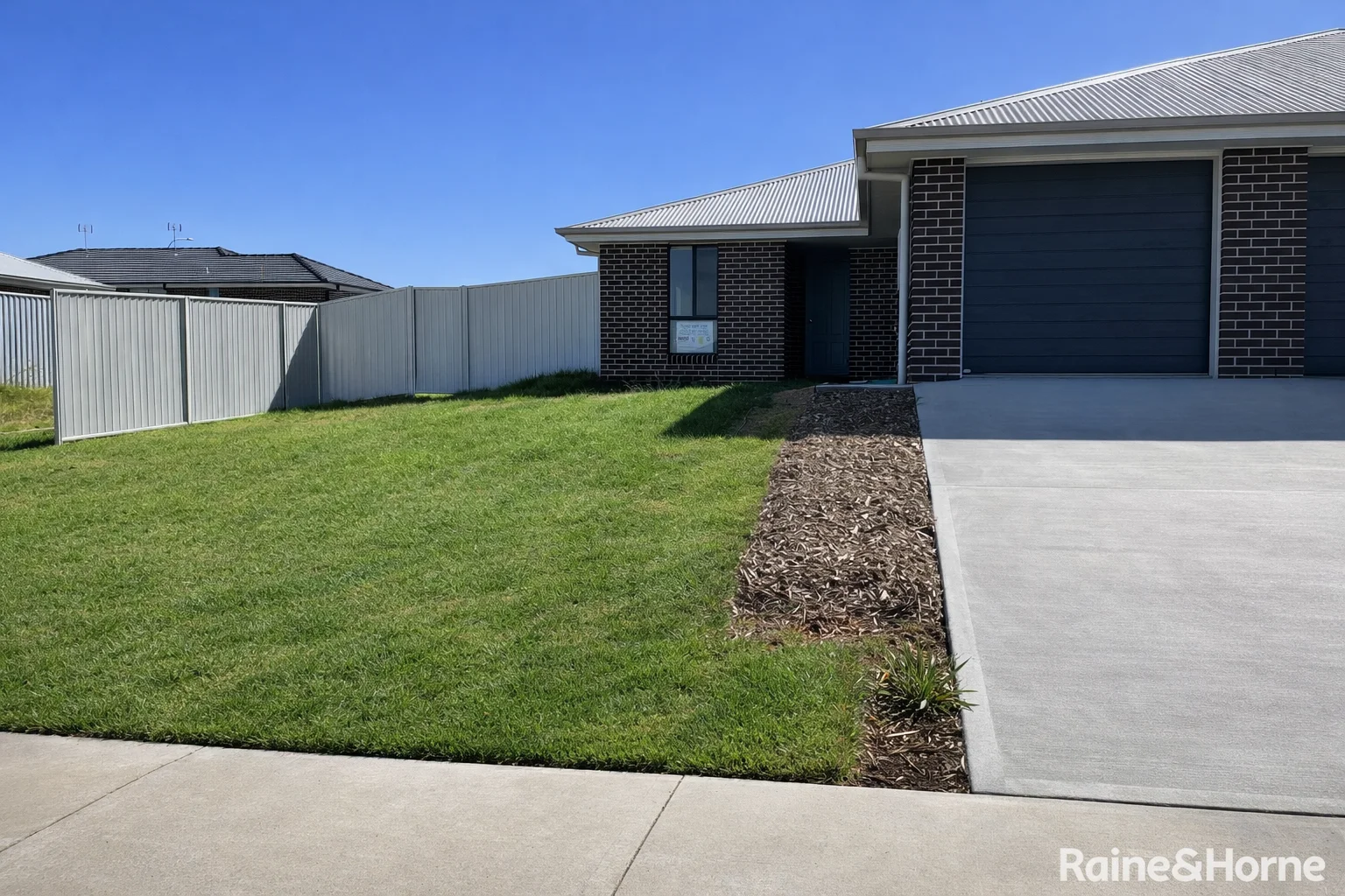 2/14 Palomino Place, Tamworth NSW 2340