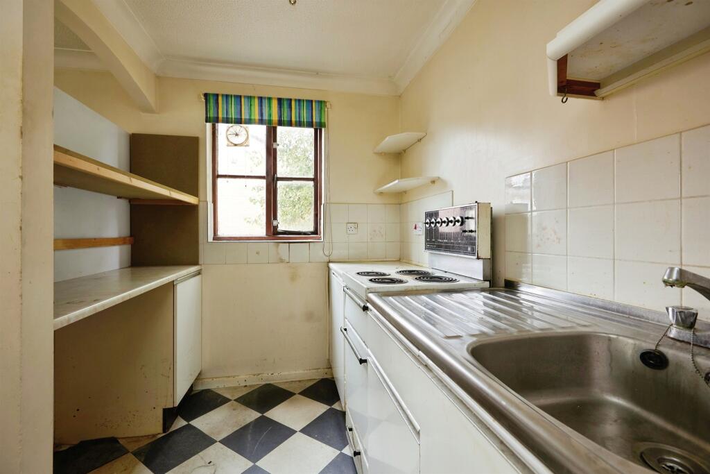 Eastland Road, Yeovil photo 5