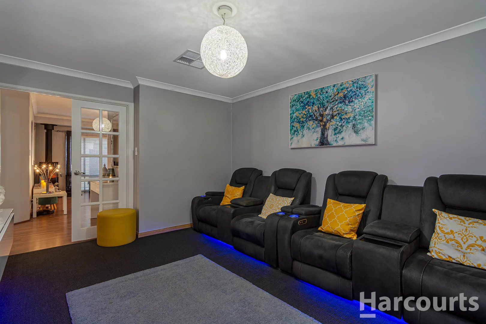 12 Portobello Bend, Alkimos WA 6038 photo 4