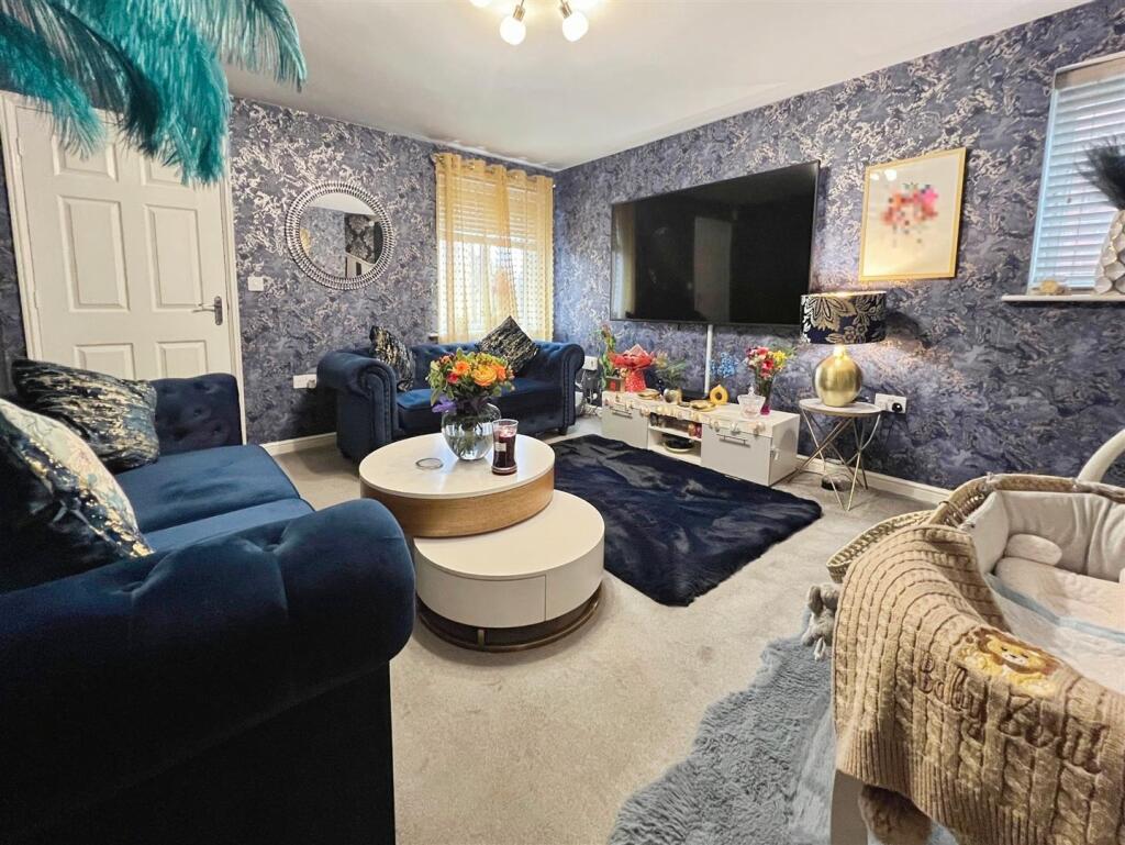 Additional image 2 of Blackthorne Close, Bradford, BD2 3DZ
