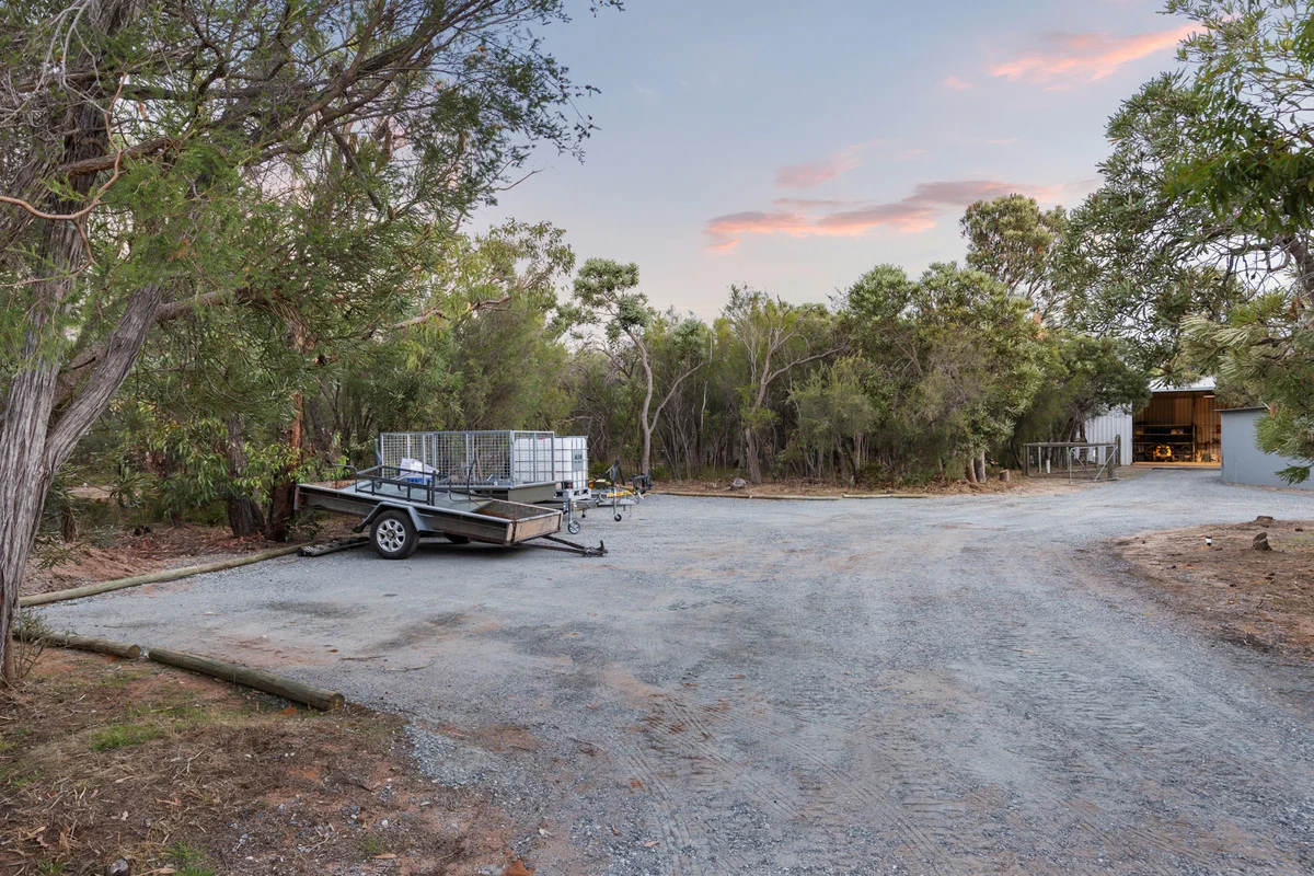 Additional image 31 of 33 Tuart Close, Stake Hill WA 6181