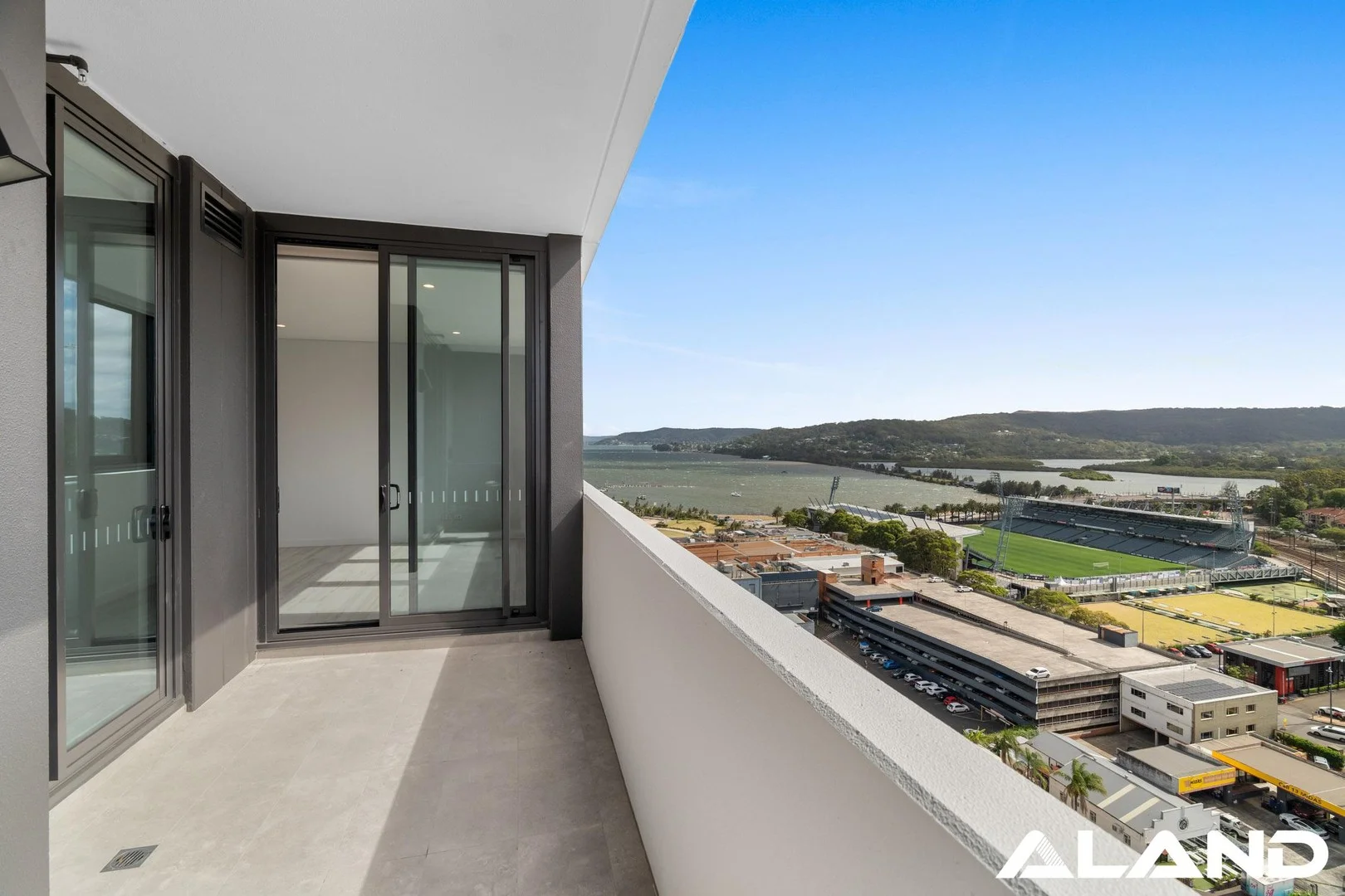 W-1501/108 Donnison Street, Gosford NSW 2250