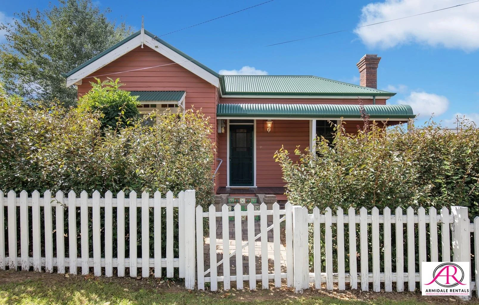 21 Marsh Street, Armidale NSW 2350