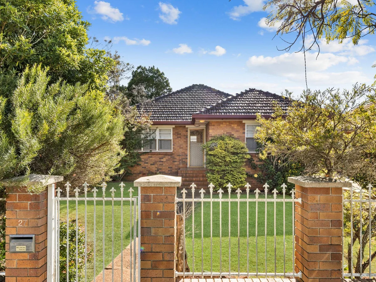 27 Justin Street, Harristown QLD 4350
