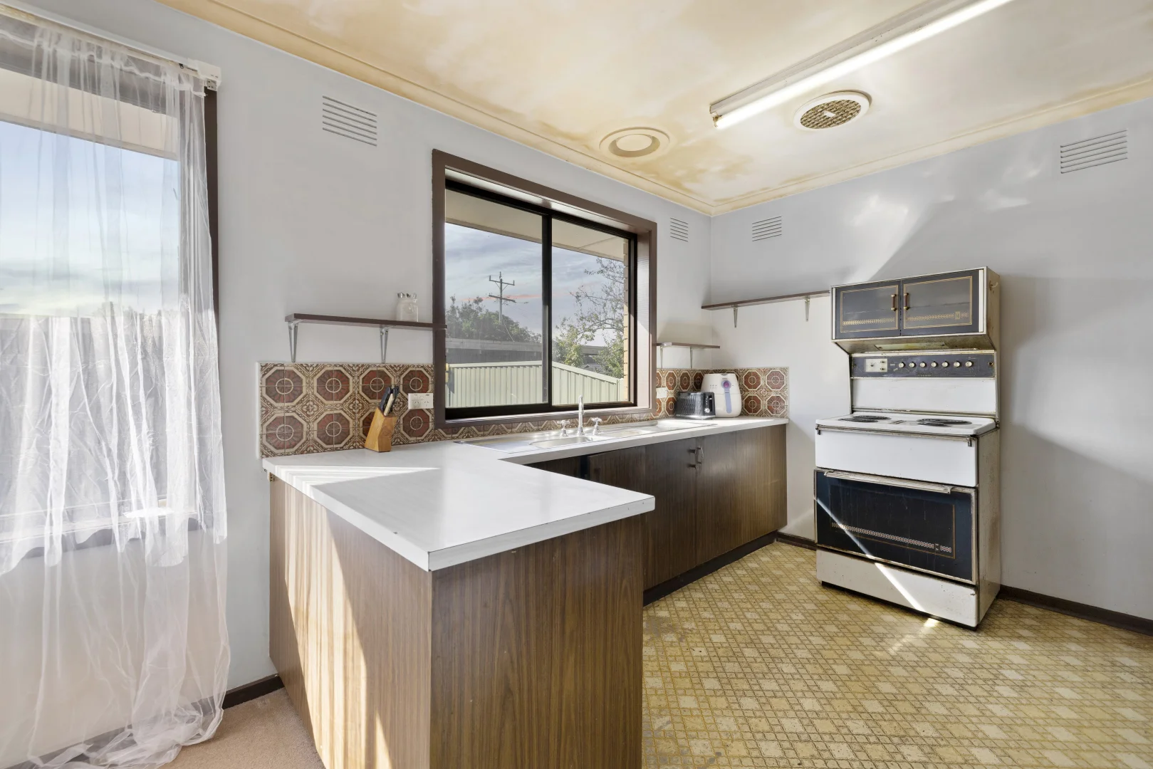 Additional image 6 of 28 Vinen Road, Scoresby VIC 3179