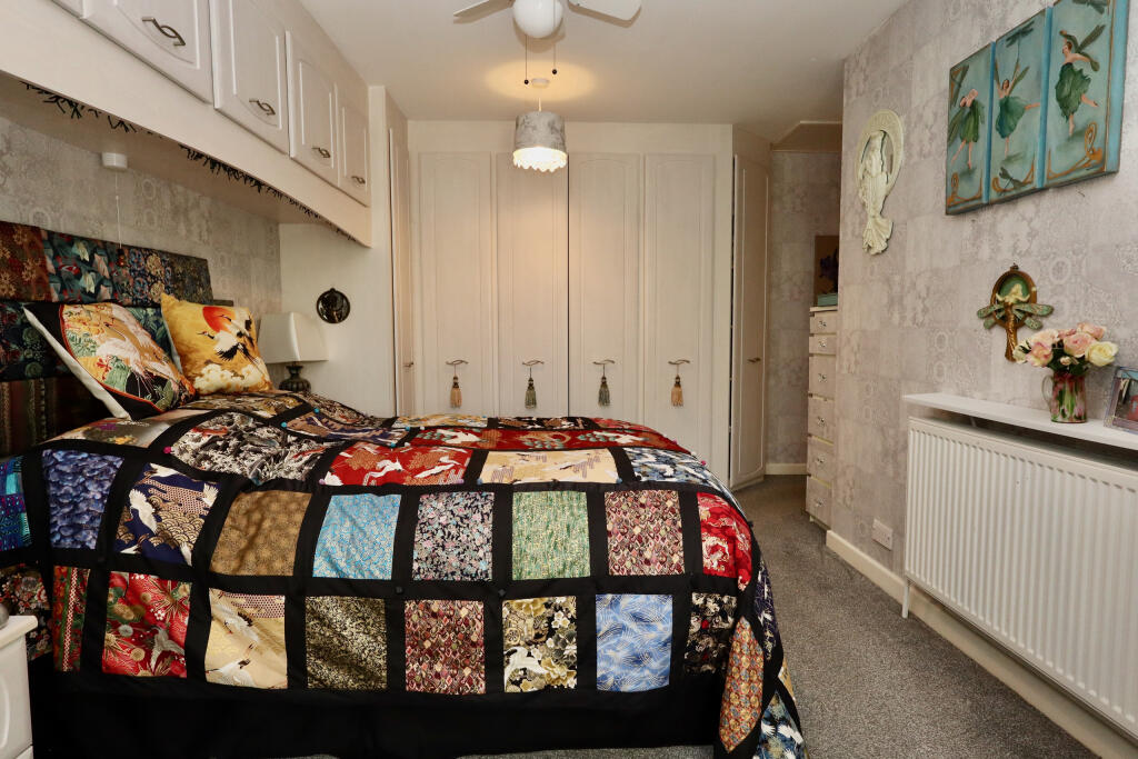 Additional image 9 of Holman Close, Glastonbury, Somerset