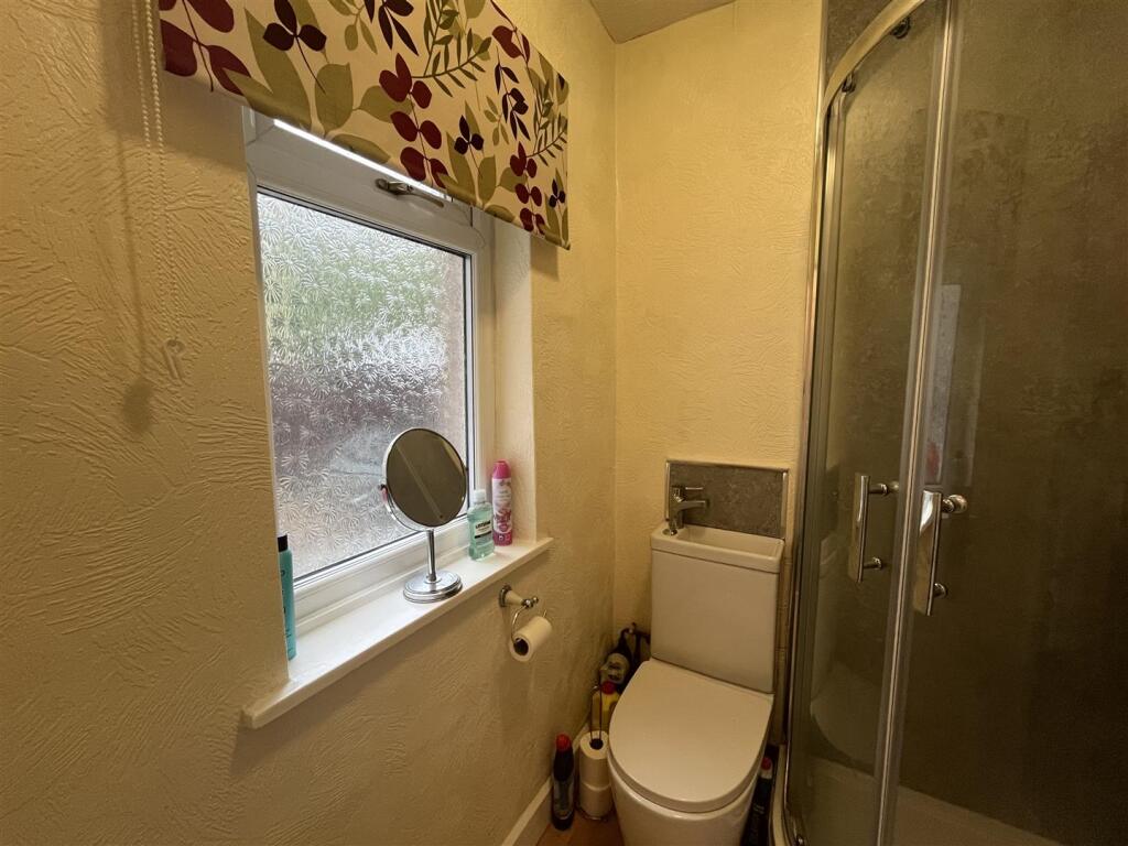 Additional image 9 of Cleckheaton Road, Low Moor, Bradford