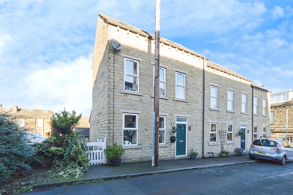 Smith Street, Cottingley, BINGLEY photo 2