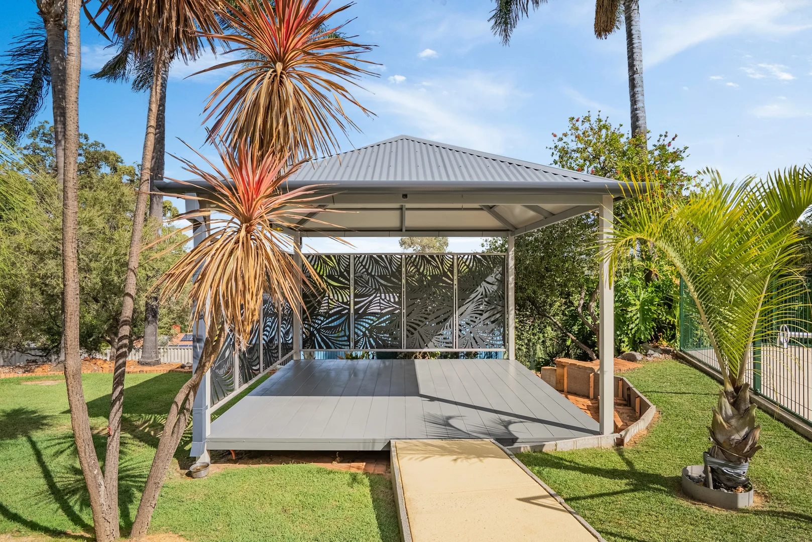 Additional image 3 of 8 Russelia Way, Roleystone WA 6111