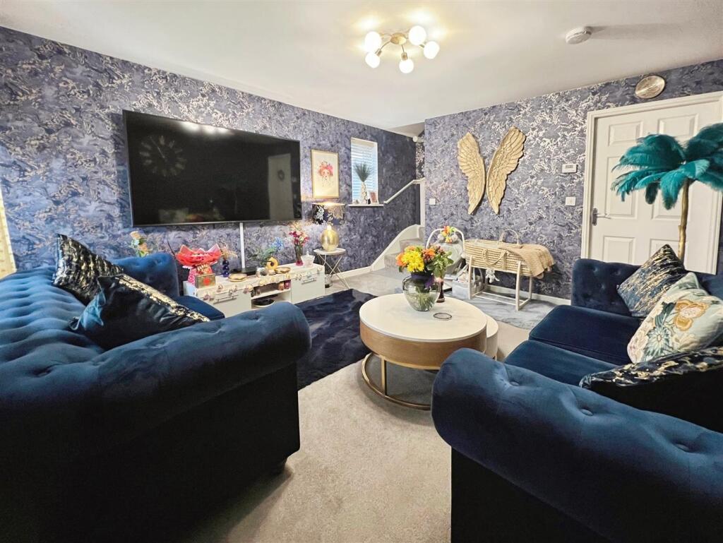 Additional image 4 of Blackthorne Close, Bradford, BD2 3DZ