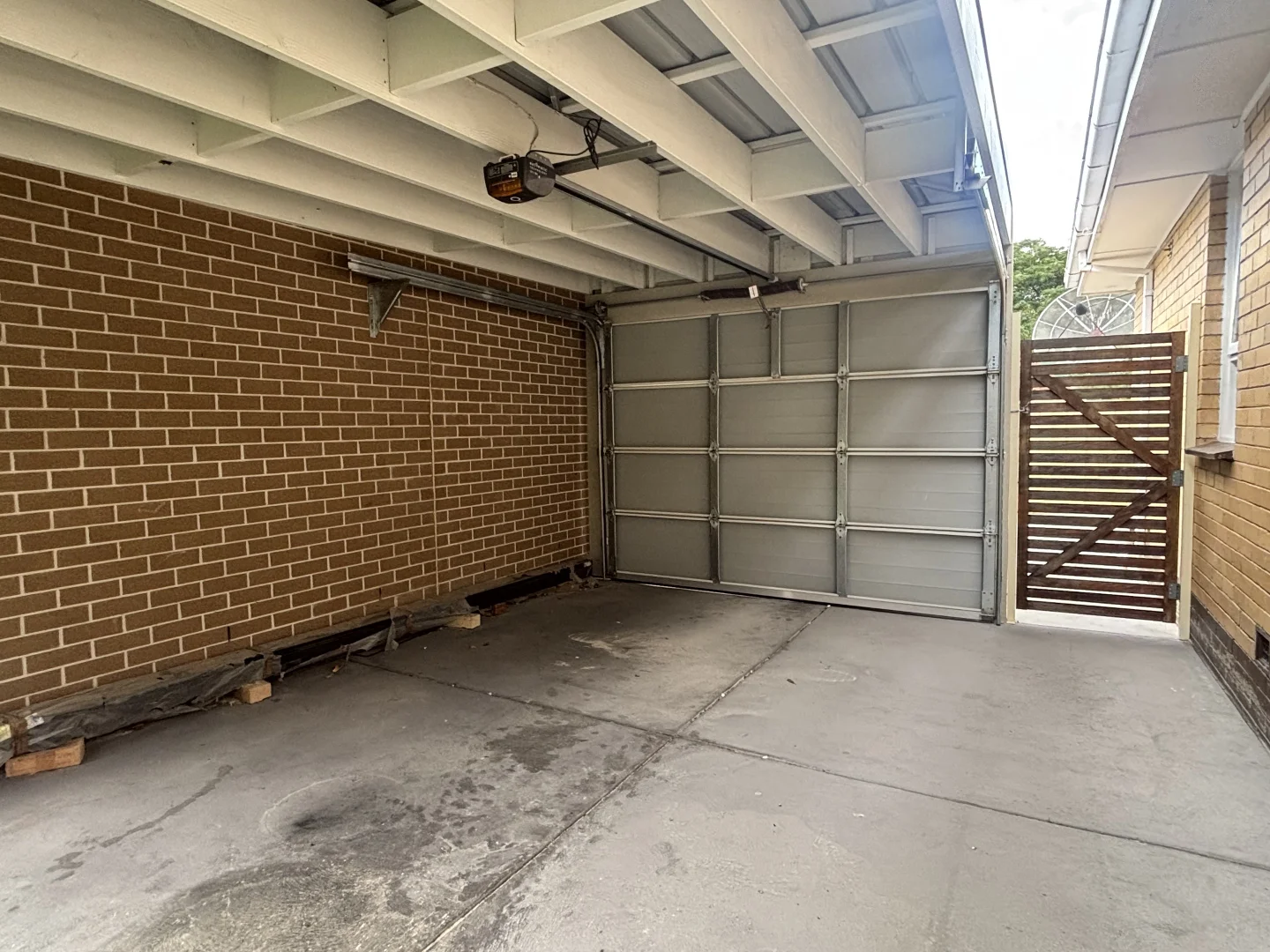 Additional image 10 of 1/4 Runcorn Crescent, Deer Park VIC 3023