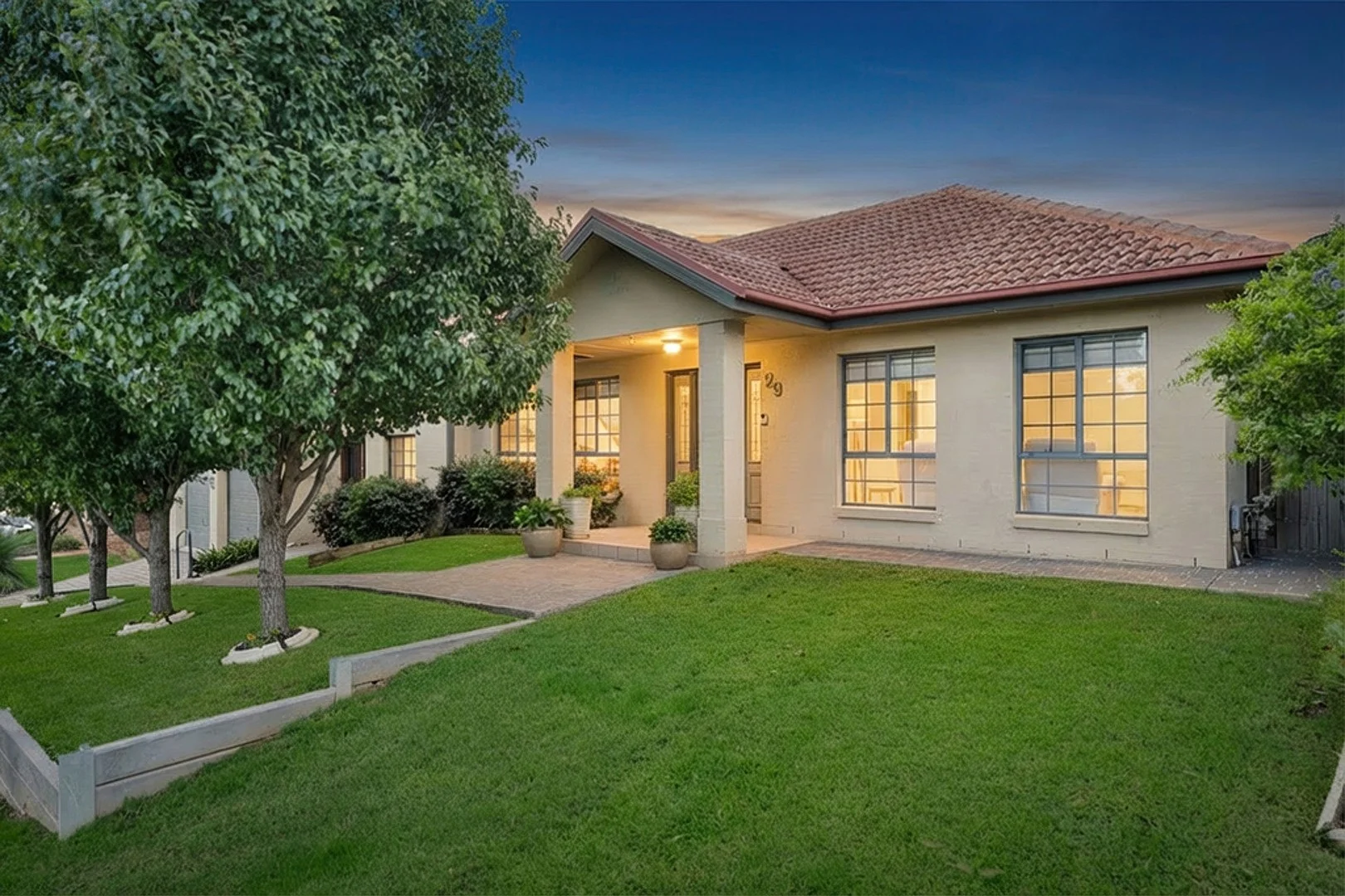29 The Cascades Mount, Mount Annan NSW 2567