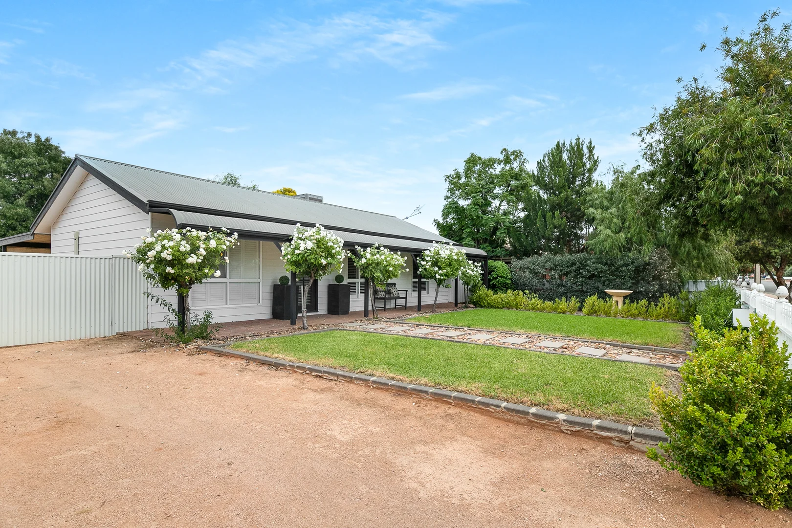 Additional image 2 of 35 Twentyfirst Street, Renmark SA 5341