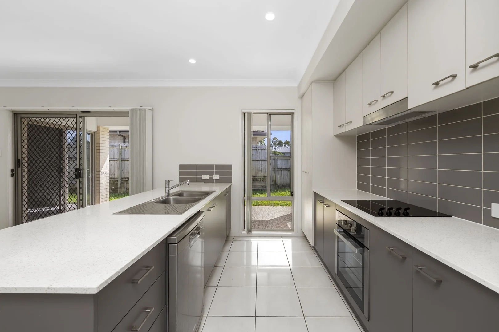 29 Learning Street, Coomera QLD 4209 photo 2
