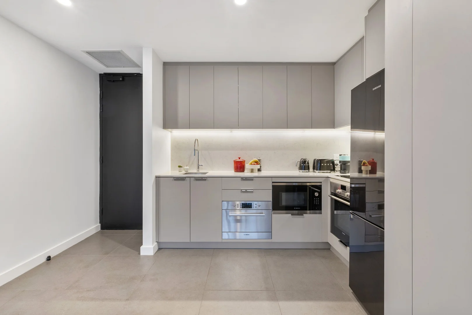 Additional image 2 of 20/22 Canberra Avenue, Forrest ACT 2603