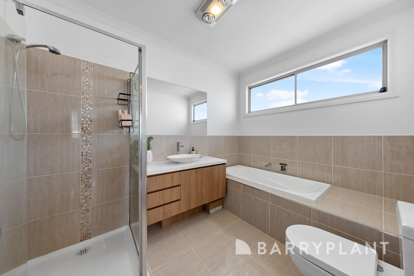 Additional image 15 of 2/39 Glendenning Street, St Albans VIC 3021