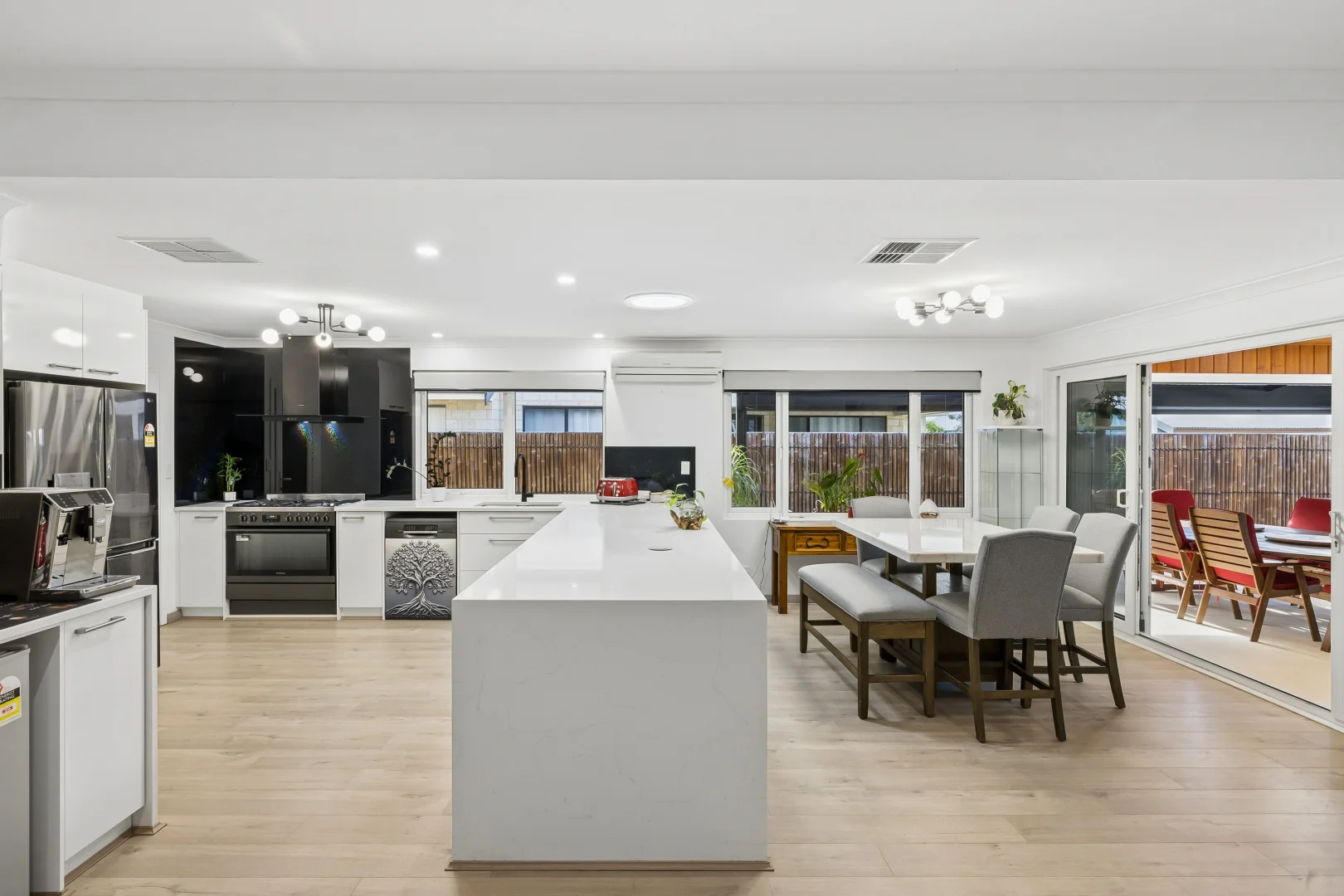 Additional image 18 of 10 Pirianda Way, Aveley WA 6069