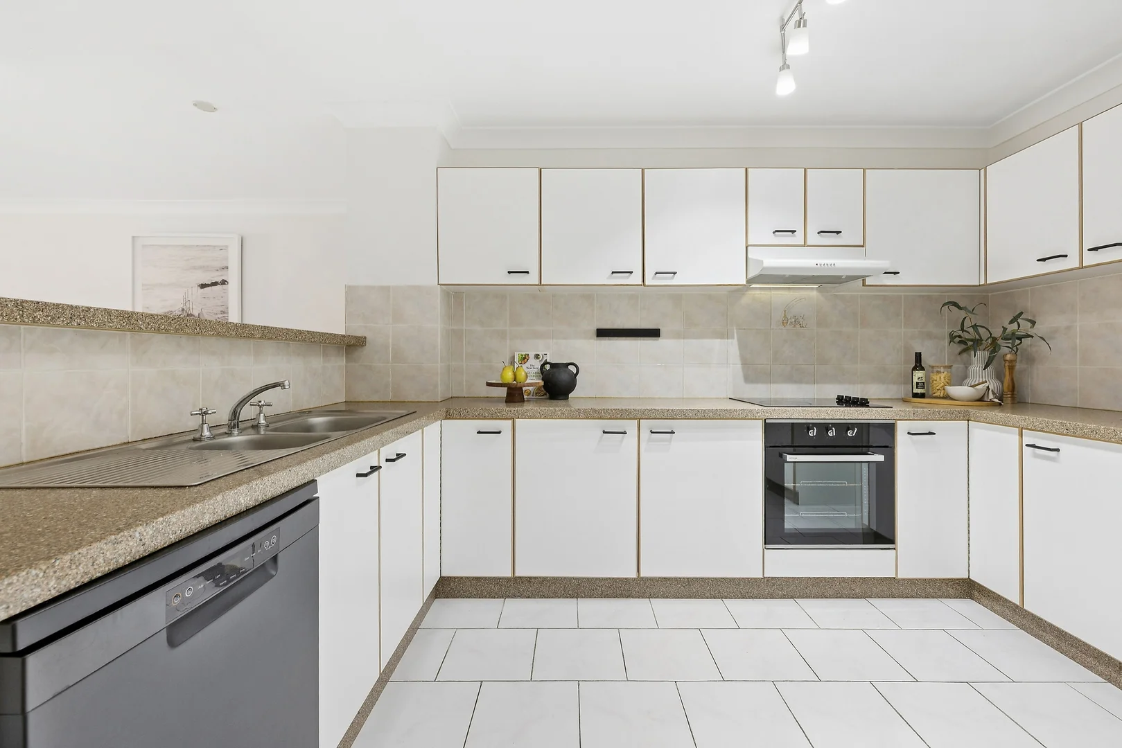 Additional image 5 of 203/674-678 Old Princes Highway, Sutherland NSW 2232