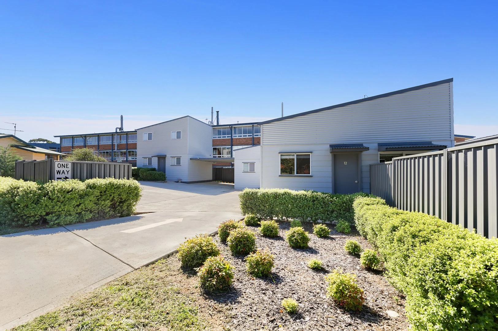 8 Yulin Avenue, Cooma NSW 2630