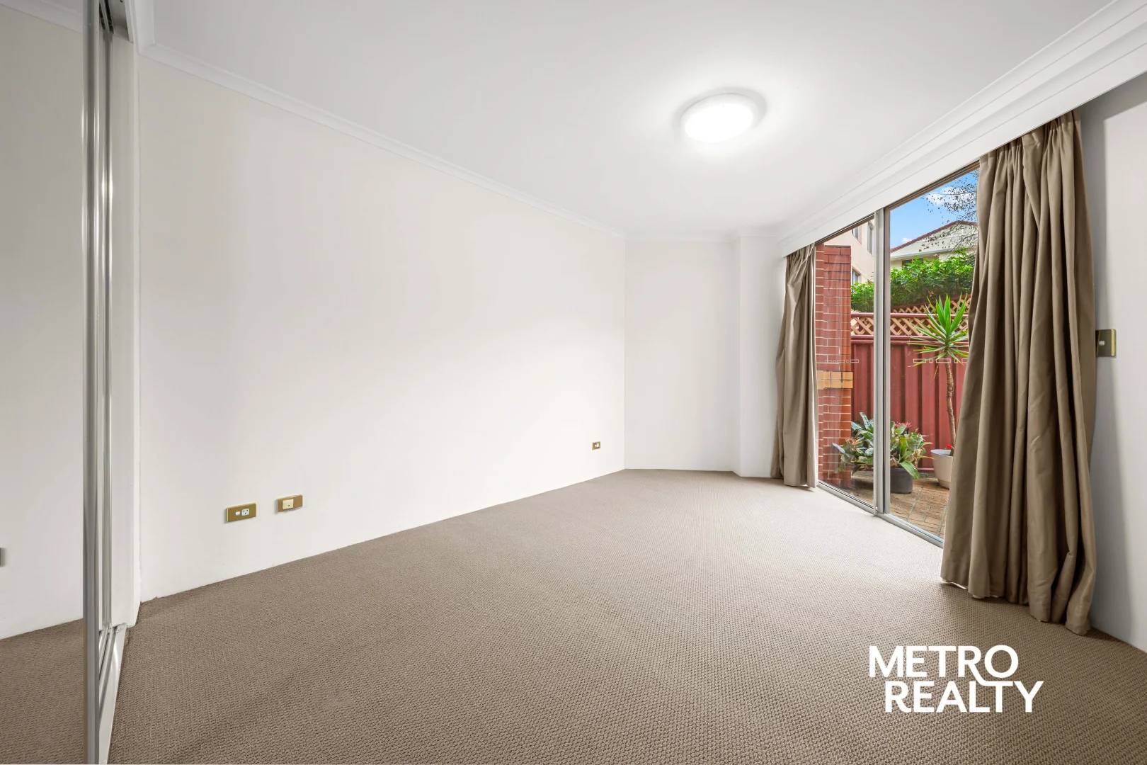 Additional image 2 of 573/93 Dalmeny Avenue, Rosebery NSW 2018