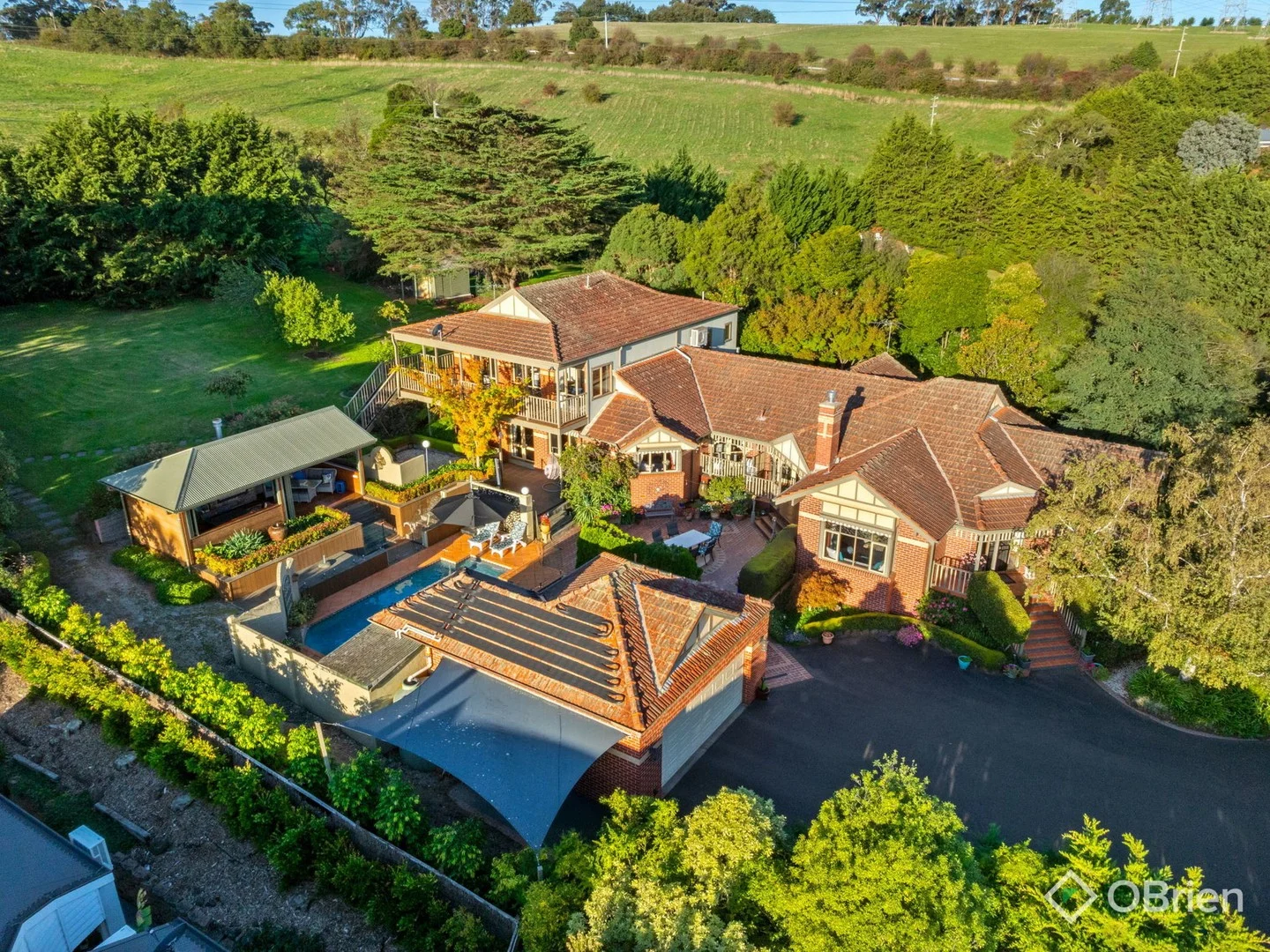 5-6 Tamara Close, Berwick VIC 3806