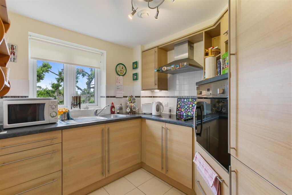 Holmcroft, Charlton Road, Shepton Mallet photo 4