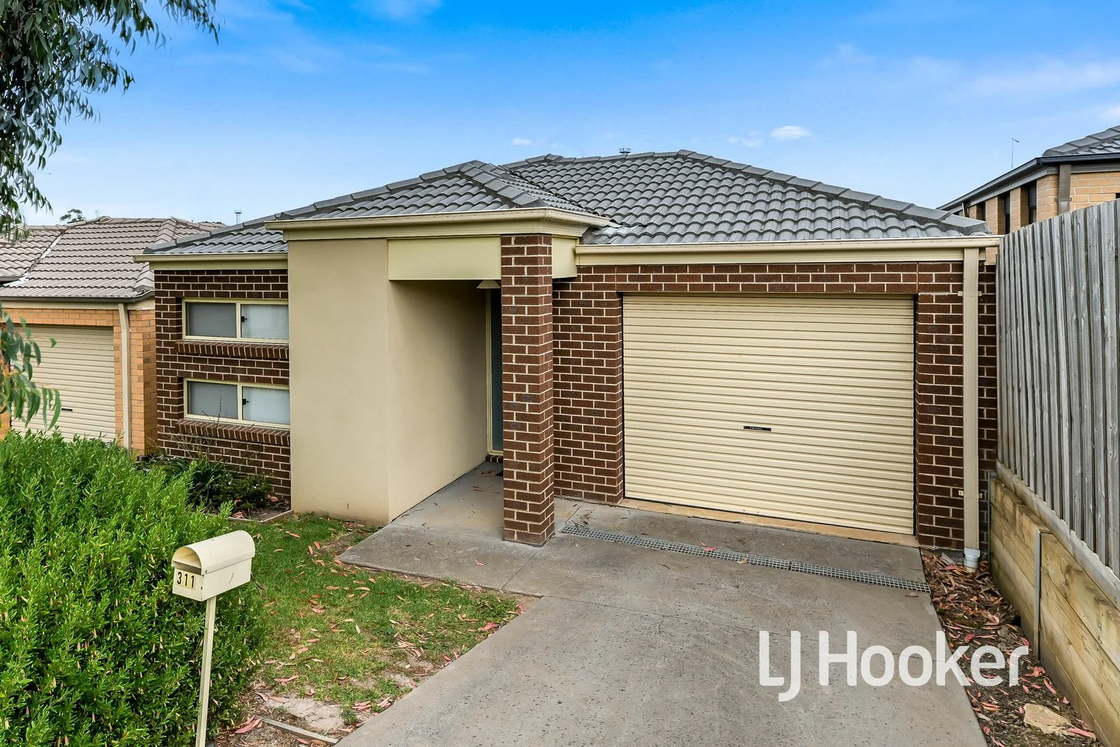311 Settlement Road, Drouin VIC 3818