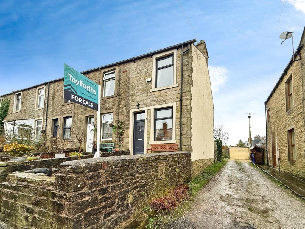 Smith Street, Barnoldswick, BB18